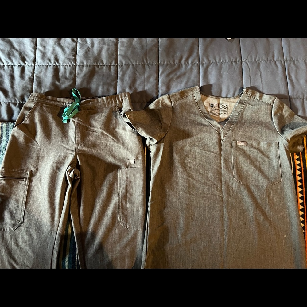 Figs gray xs